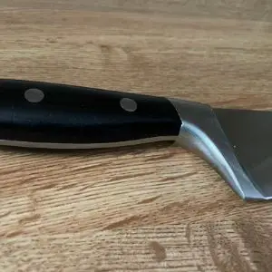 knife with full tang