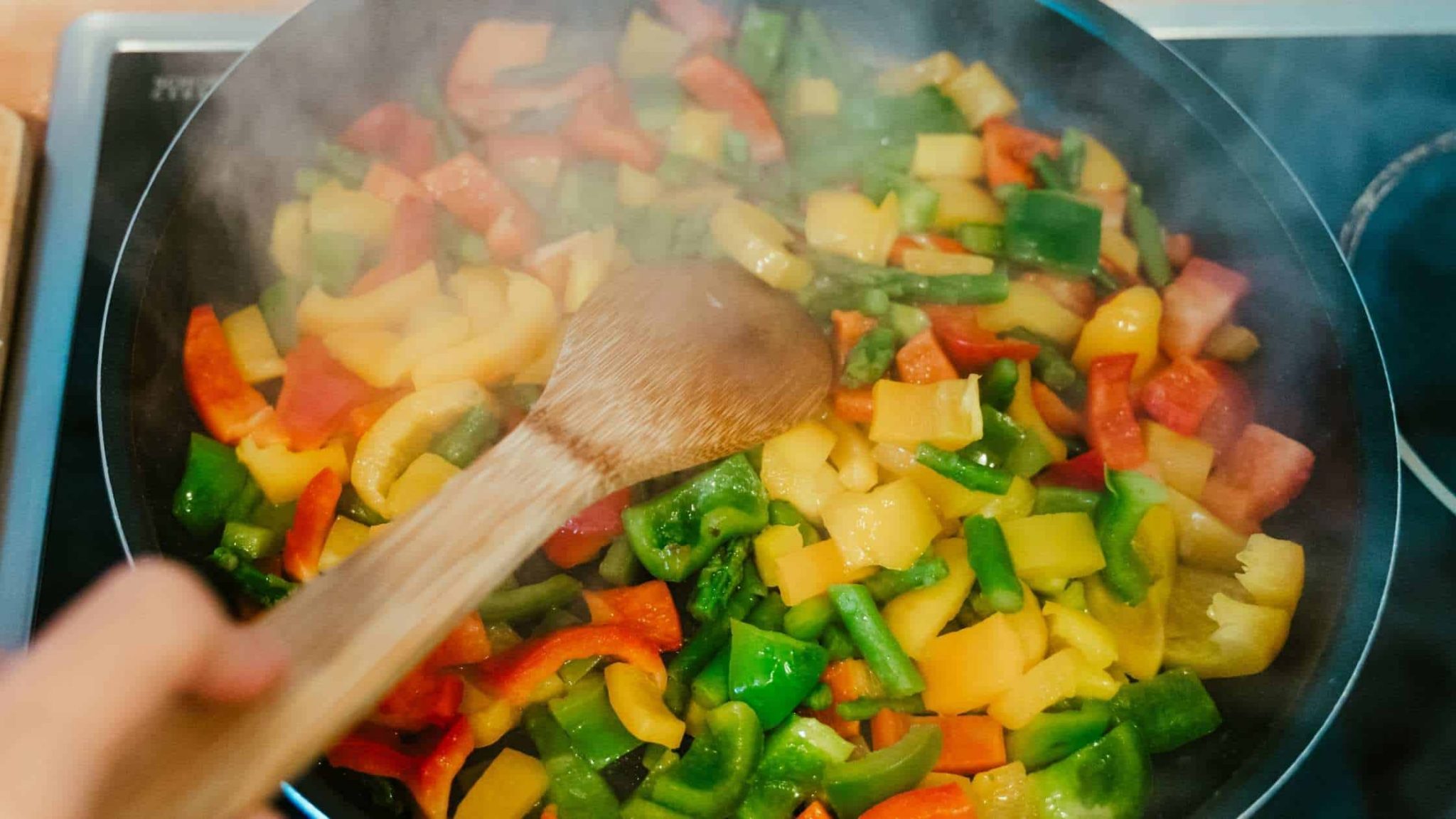 Circulon vs Calphalon Cookware Which is best? Learning The Kitchen